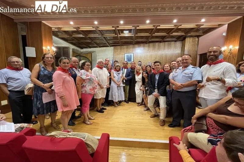 Foto 10 - El preg&oacute;n de Miguel &Aacute;ngel Gonz&aacute;lez resalta la riqueza del coraz&oacute;n teresiano y albense