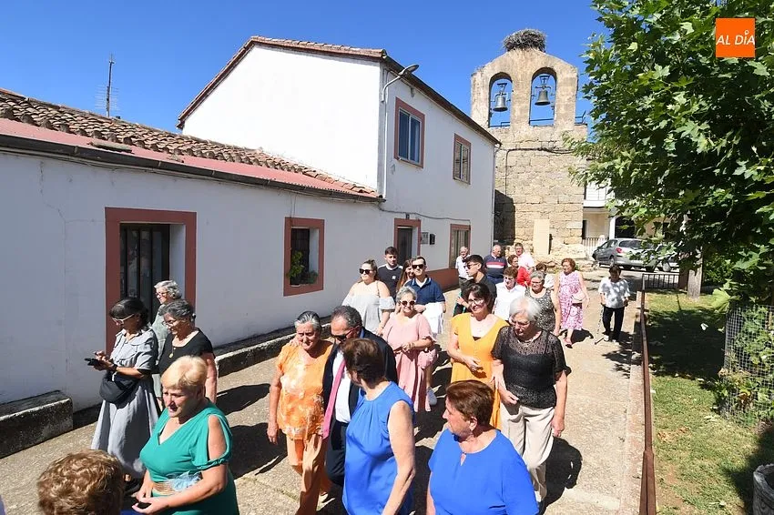 Foto 11 - Los Kintos de Villasrubias sacan en procesi&oacute;n al patr&oacute;n de la localidad