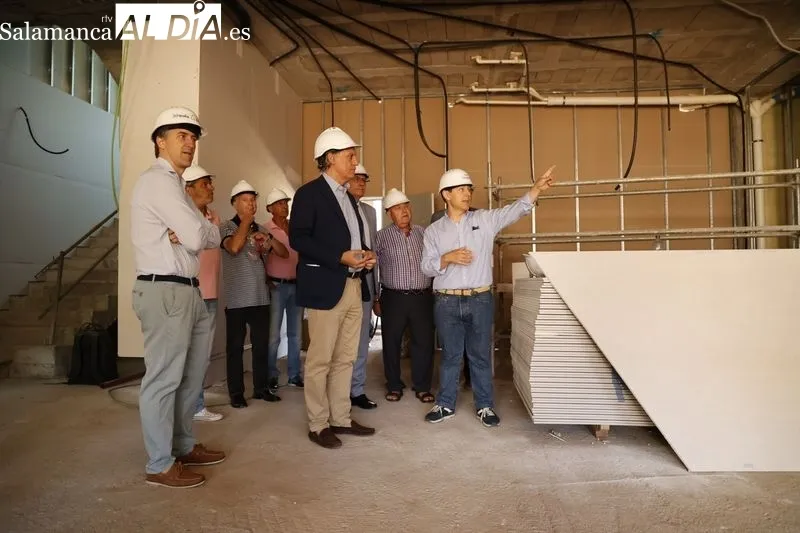 El alcalde de Salamanca visita el futuro centro municipal de Chamberí | FOTOS: David Sañudo
