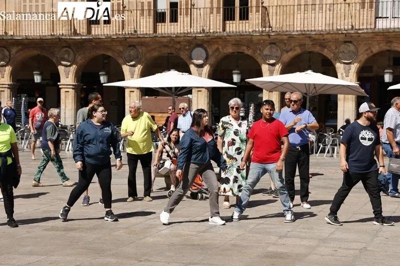 Jóvenes que se dirigen a la JMJ en Salamanca | FOTOS: David Sañudo 