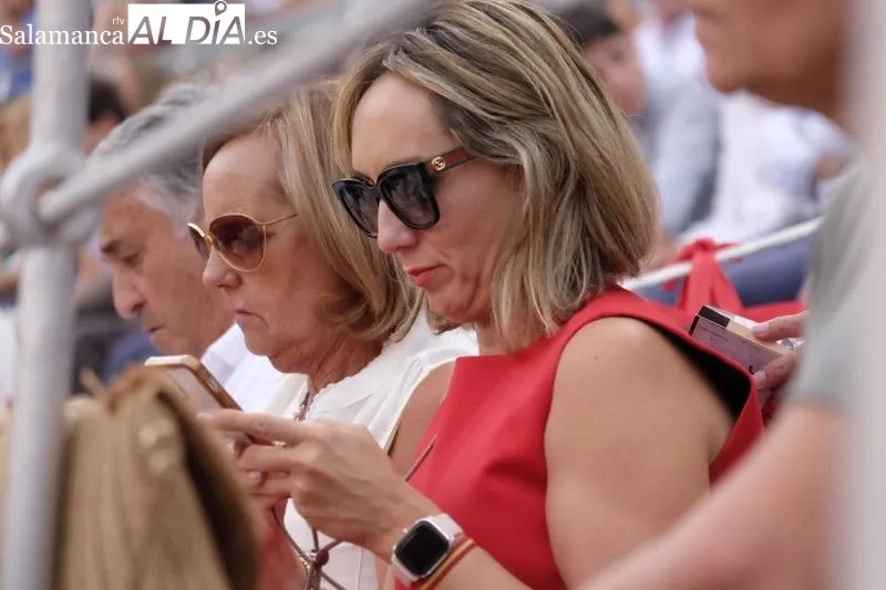 El ambiente en los tendidos en el segundo festejo de abono de la Feria de Salamanca | FOTOS: Pablo Angular