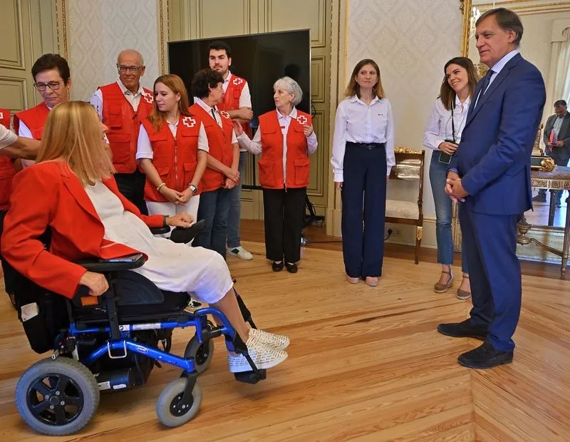 Recepción en el Ayuntamiento a una delegación de Cruz Roja Salamanca