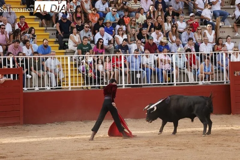 Foto 12 - Pedro Andr&eacute;s, Manuel Tabernero y &ldquo;El Mene&rdquo; se exhiben con tres novillos de la ganader&iacute;a de Escudero de Cortos