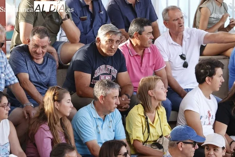 Foto 4 - Pedro Andr&eacute;s, Manuel Tabernero y &ldquo;El Mene&rdquo; se exhiben con tres novillos de la ganader&iacute;a de Escudero de Cortos