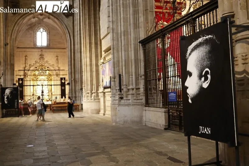 Inauguración de la exposición ‘Apóstol’ en la Catedral Nueva. Fotos: David Sañudo