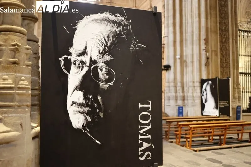 Inauguración de la exposición ‘Apóstol’ en la Catedral Nueva. Fotos: David Sañudo
