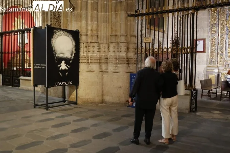 Inauguración de la exposición ‘Apóstol’ en la Catedral Nueva. Fotos: David Sañudo