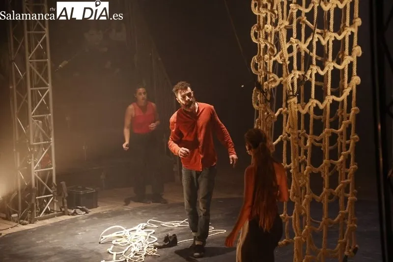 “Deserance” de Circo Zoé en la VI edición de Volatiritormes. Fotos: David Sañudo