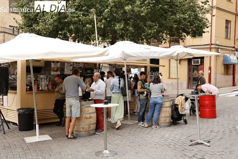 Ambiente en las casetas de la plaza del Oeste. Fotos: David Sañudo