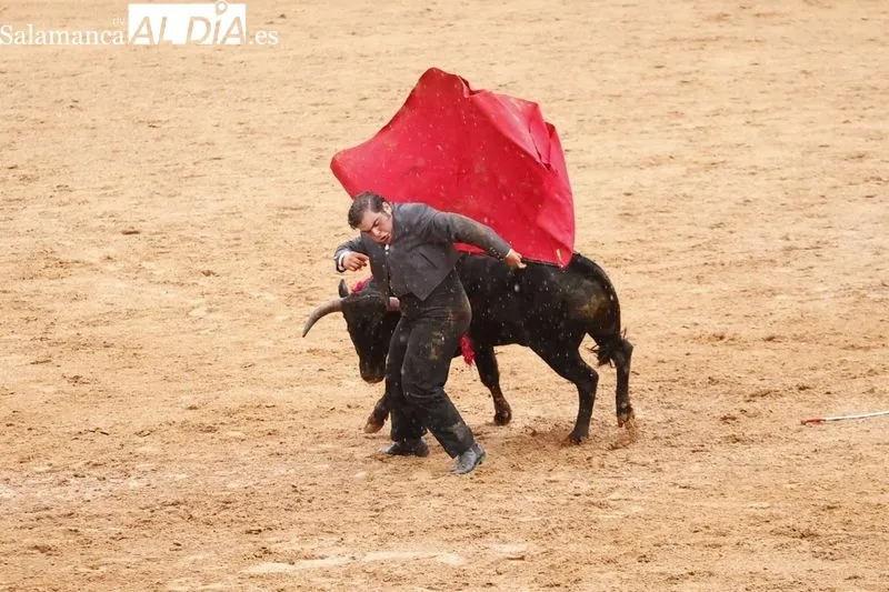 Clase práctica de la Escuela de Tauromaquia en Salamaq- Fotos: David Sañudo