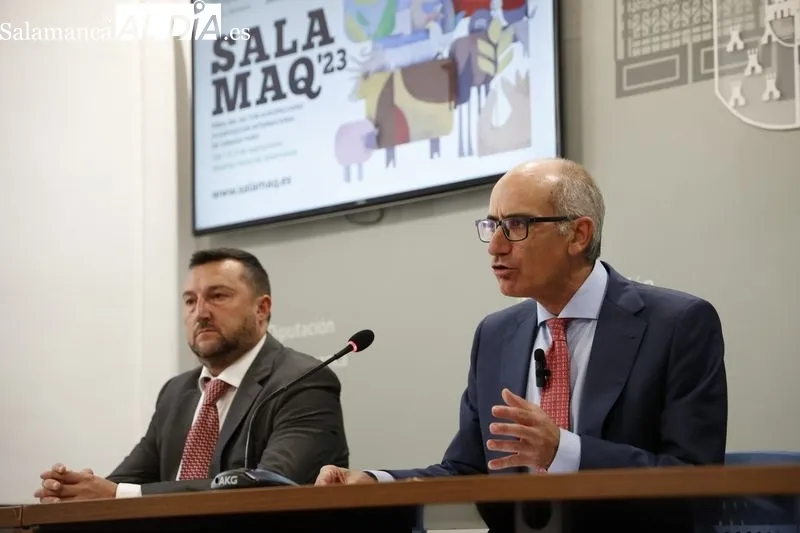 El presidente de la Diputación, Javier Iglesias, acompañado de los diputados de Salamaq y de Agricultura y Ganadería, Santiago Castañeda y José Roque, respectivamente. Fotos: David Sañudo