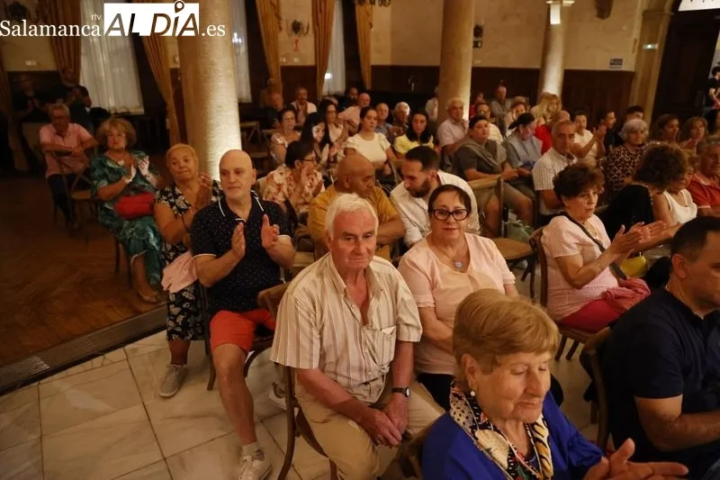 Presentación del número 10 de la revista de la Federación de Peñas Taurinas Helmántica en el Casino de Salamanca. Fotos: David Sañud