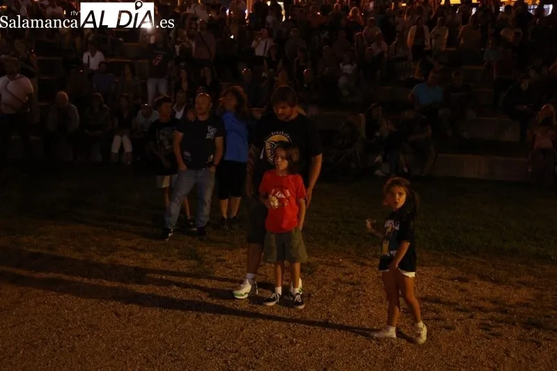 Concierto del grupo 1945 en el parque Elio Antonio de Nebrija de Salamanca. Fotos: David Sañudo