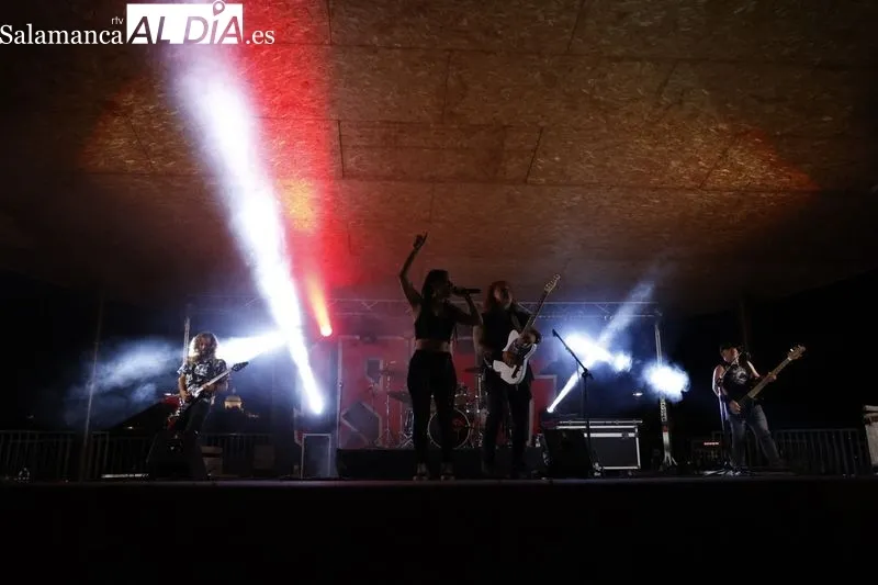 Concierto del grupo 1945 en el parque Elio Antonio de Nebrija de Salamanca. Fotos: David Sañudo