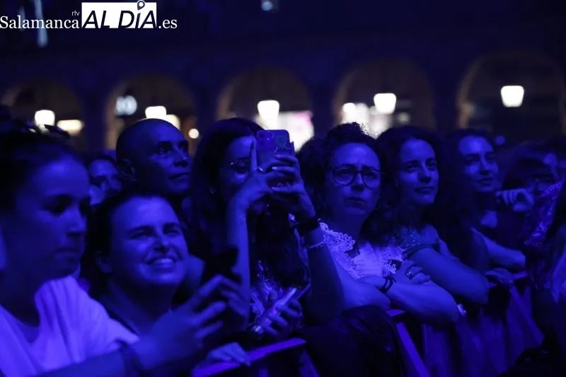Concierto de Vanesa Martin en la Plaza Mayor de Salamanca. Fotos: David Sañudo
