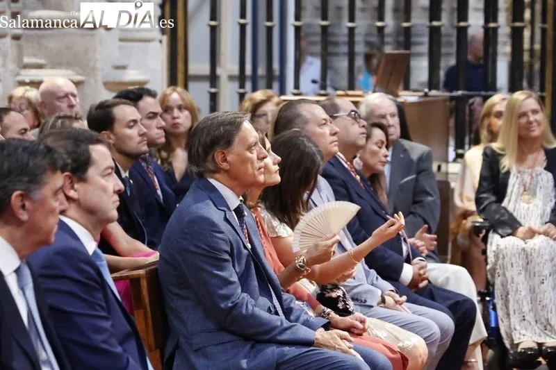 Misa en honor a Santa María de la Vega en la Catedral Nueva. Fotos: David Sañudo