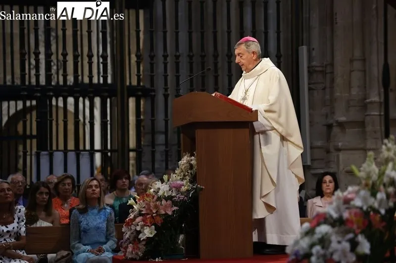 Misa en honor a Santa María de la Vega en la Catedral Nueva. Fotos: David Sañudo