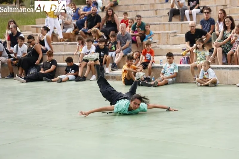 ‘Charroking’, el Festival de Breaking y Cultura Hip Hop, en el auditorio exterior del parque Villar y Macías. Fotos: David Sañudo