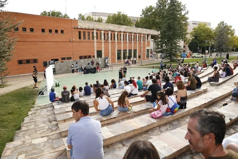 ‘Charroking’, el Festival de Breaking y Cultura Hip Hop, en el auditorio exterior del parque Villar y Macías. Fotos: David Sañudo