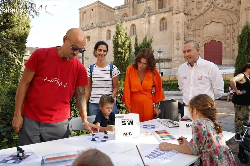 Feria del Ajedrez en la Plaza de Anaya de Salamanca. Fotos: David Sañudo
