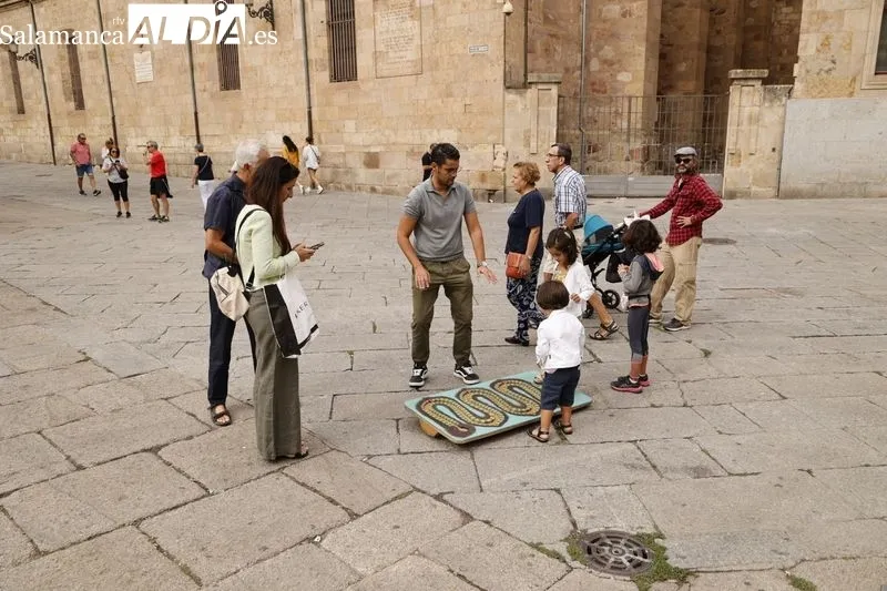 Foto 2 - La compa&ntilde;&iacute;a Tombs Creatius divierte a j&oacute;venes y adultos con juegos tradicionales