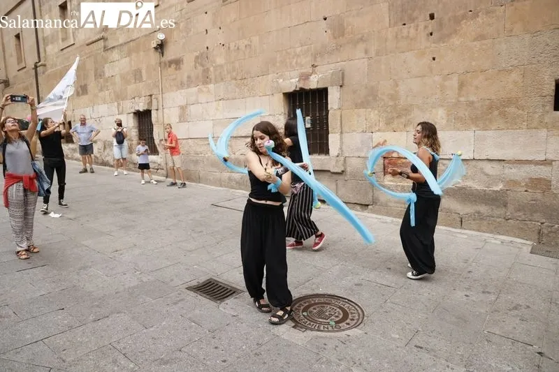 Foto 3 - Batucada para animar las c&eacute;ntricas calles en este s&aacute;bado de Ferias