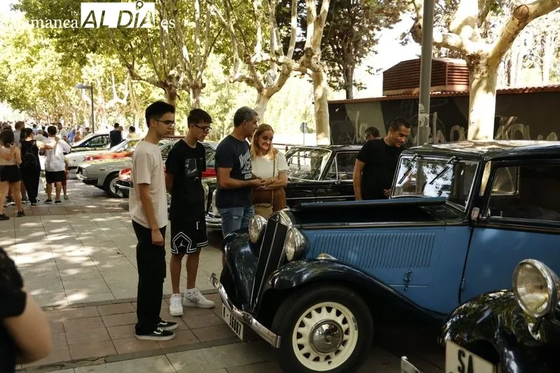 Foto 25 - Salamanca se llena de autom&oacute;viles cl&aacute;sicos