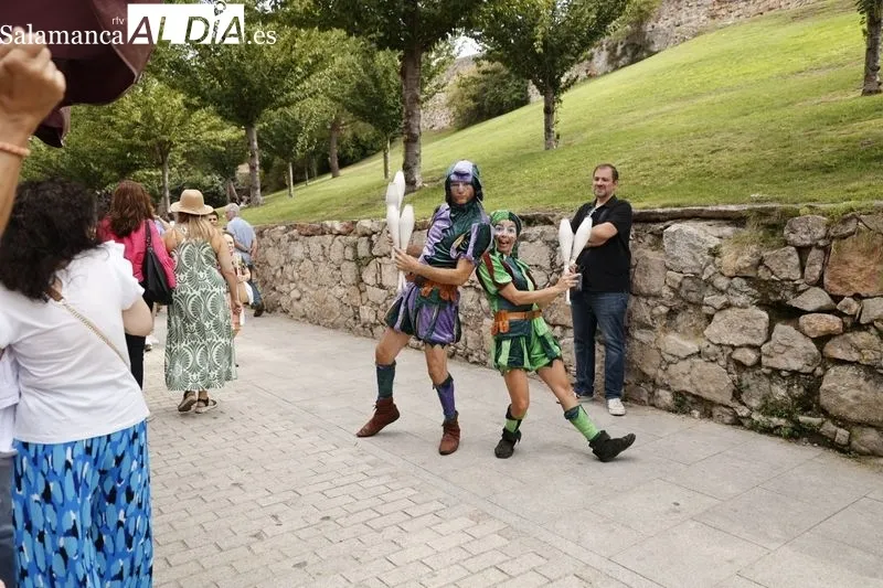 Foto 5 - Buena respuesta del p&uacute;blico al Mercado Medieval de la Vaguada de la Palma
