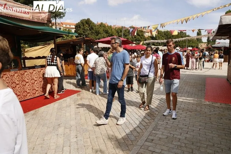 Foto 7 - Buena respuesta del p&uacute;blico al Mercado Medieval de la Vaguada de la Palma