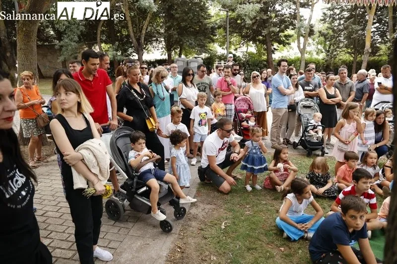 Foto 12 - Buena respuesta del p&uacute;blico al Mercado Medieval de la Vaguada de la Palma