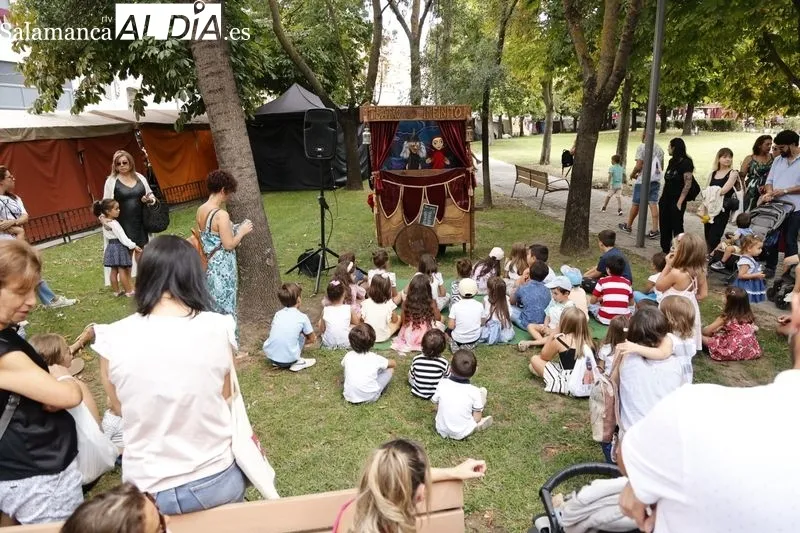 Foto 14 - Buena respuesta del p&uacute;blico al Mercado Medieval de la Vaguada de la Palma