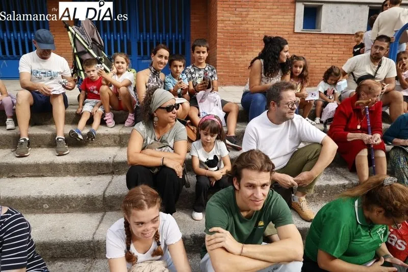 Foto 4 - La compa&ntilde;&iacute;a La Bul&eacute; divierte a ni&ntilde;os y mayores en la Alamedilla