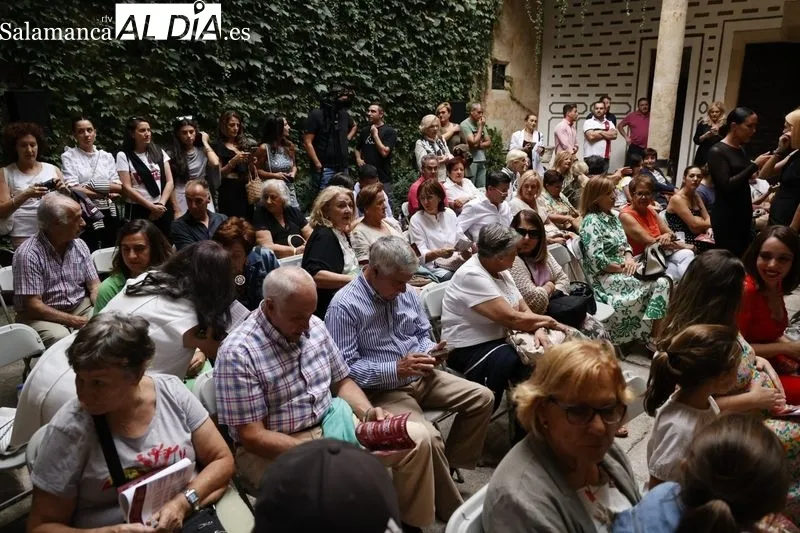 Foto 6 - El patio de la C&aacute;mara de Comercio, escenario perfecto para un desfile de moda taurina