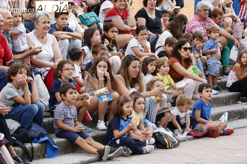Foto 13 - La Compa&ntilde;&iacute;a El Ni&ntilde;o L&aacute;piz vuelve a llenar de familias la Alamedilla