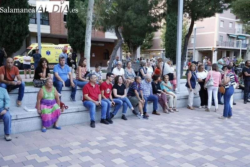 Foto 21 - Sonidos de S&oacute;tano lleva su pop-rock a la Plaza Barcelona