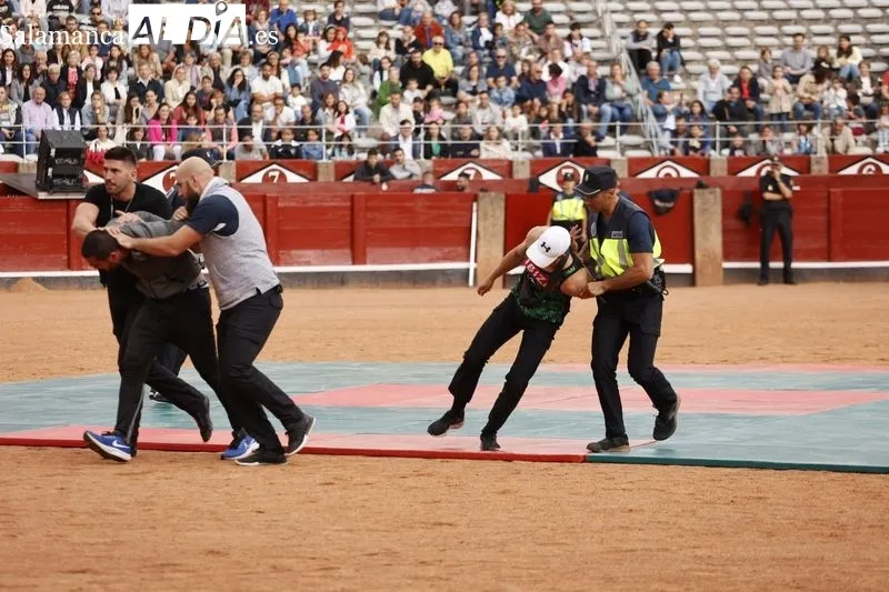  Exhibición de la Policía Nacional en la plaza de toros de Salamanca. Fotos David Sañudo