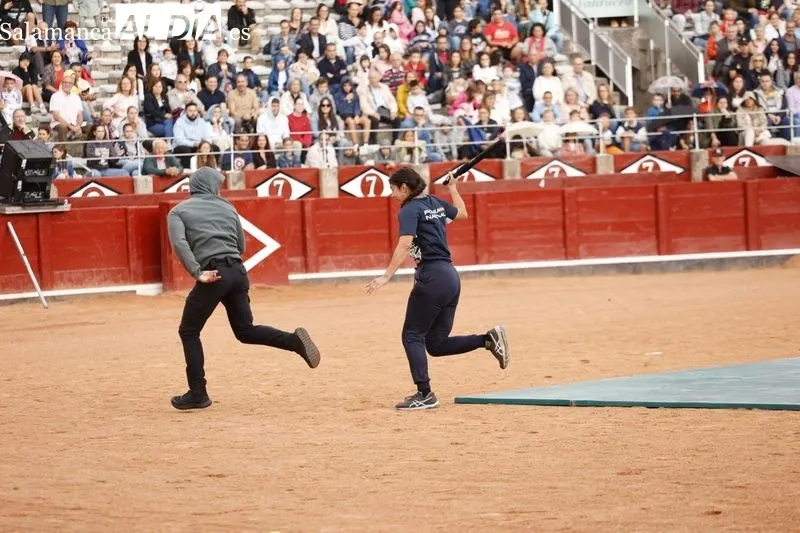  Exhibición de la Policía Nacional en la plaza de toros de Salamanca. Fotos David Sañudo