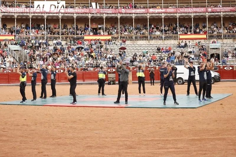  Exhibición de la Policía Nacional en la plaza de toros de Salamanca. Fotos David Sañudo