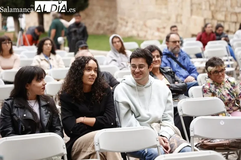 Coloquio en el Patio Chico tras 'Los Narciso (extracto)', de la compañía Helena Martín. Fotos: David Sañudo
