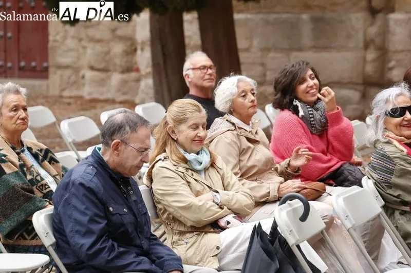 Coloquio en el Patio Chico tras 'Los Narciso (extracto)', de la compañía Helena Martín. Fotos: David Sañudo