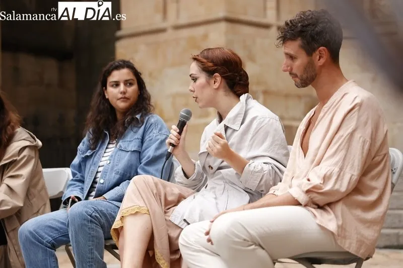 Coloquio en el Patio Chico tras 'Los Narciso (extracto)', de la compañía Helena Martín. Fotos: David Sañudo