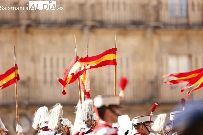 Jura de bandera civil en la Plaza Mayor de Salamanca. Fotos: David Sañudo