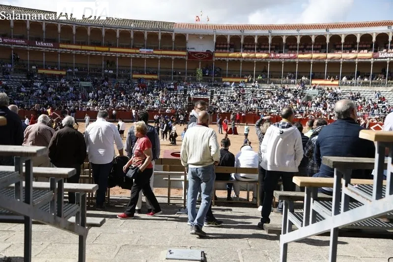Vaquillas y sorteo de los toros del festejo de esta tarde. Fotos: Pablo Angular