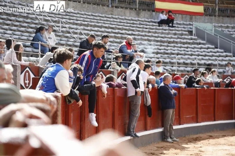 Vaquillas y sorteo de los toros del festejo de esta tarde. Fotos: Pablo Angular