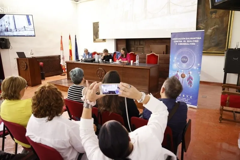 Foto 7 - Nueva jornada de concienciaci&oacute;n sobre el acoso escolar
