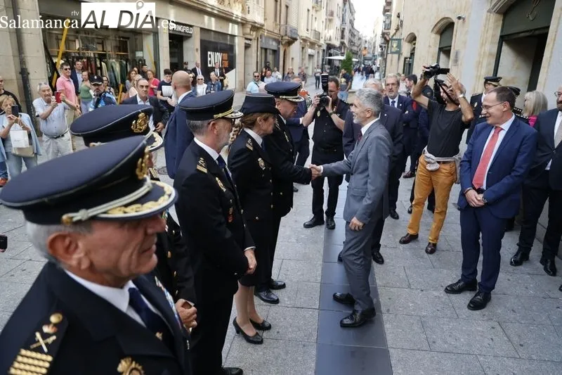 Foto 10 - La Polic&iacute;a Nacional resuelve los Premios Fundaci&oacute;n Polic&iacute;a Espa&ntilde;ola 2023 en el Teatro Liceo