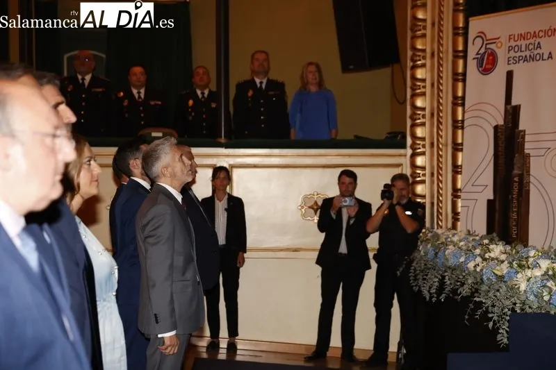 Foto 14 - La Polic&iacute;a Nacional resuelve los Premios Fundaci&oacute;n Polic&iacute;a Espa&ntilde;ola 2023 en el Teatro Liceo