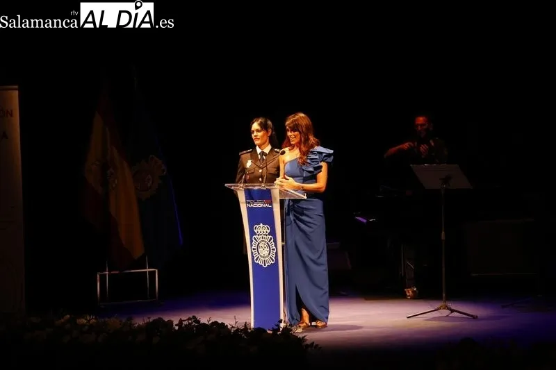 Foto 15 - La Polic&iacute;a Nacional resuelve los Premios Fundaci&oacute;n Polic&iacute;a Espa&ntilde;ola 2023 en el Teatro Liceo