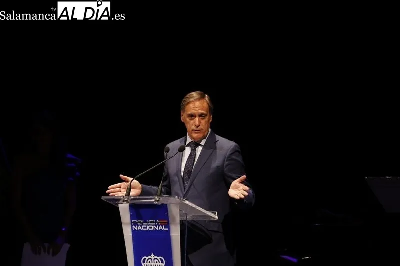 Foto 17 - La Polic&iacute;a Nacional resuelve los Premios Fundaci&oacute;n Polic&iacute;a Espa&ntilde;ola 2023 en el Teatro Liceo