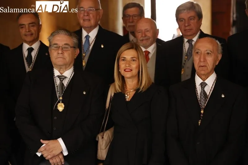 Ingreso de María Victoria Mateos en la Real Academia de Medicina de Salamanca. Fotos: David Sañudo